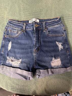 Wax Jean Collection Stretch For Days Cuffed Distressed Denim Shorts Size S
